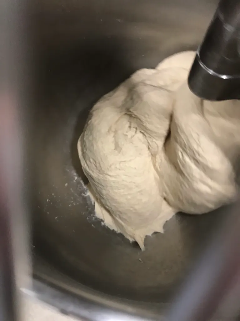 初ブリオッシュ生地仕込み