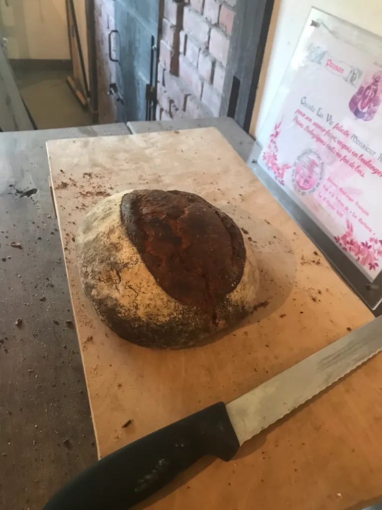 購入したブリオッシュペイザンヌ