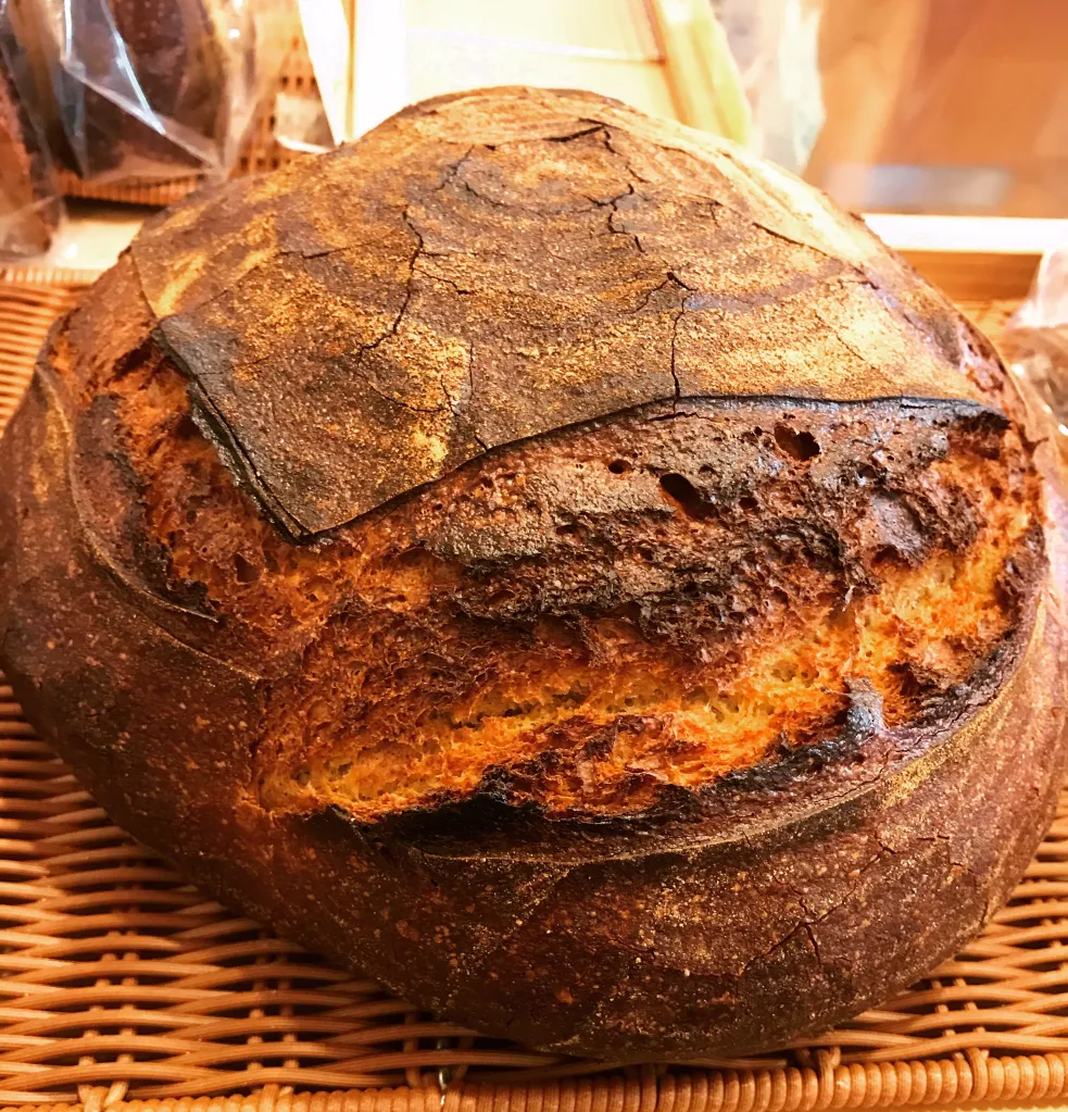 当店の伊丹(パン・オ・ルヴァン)