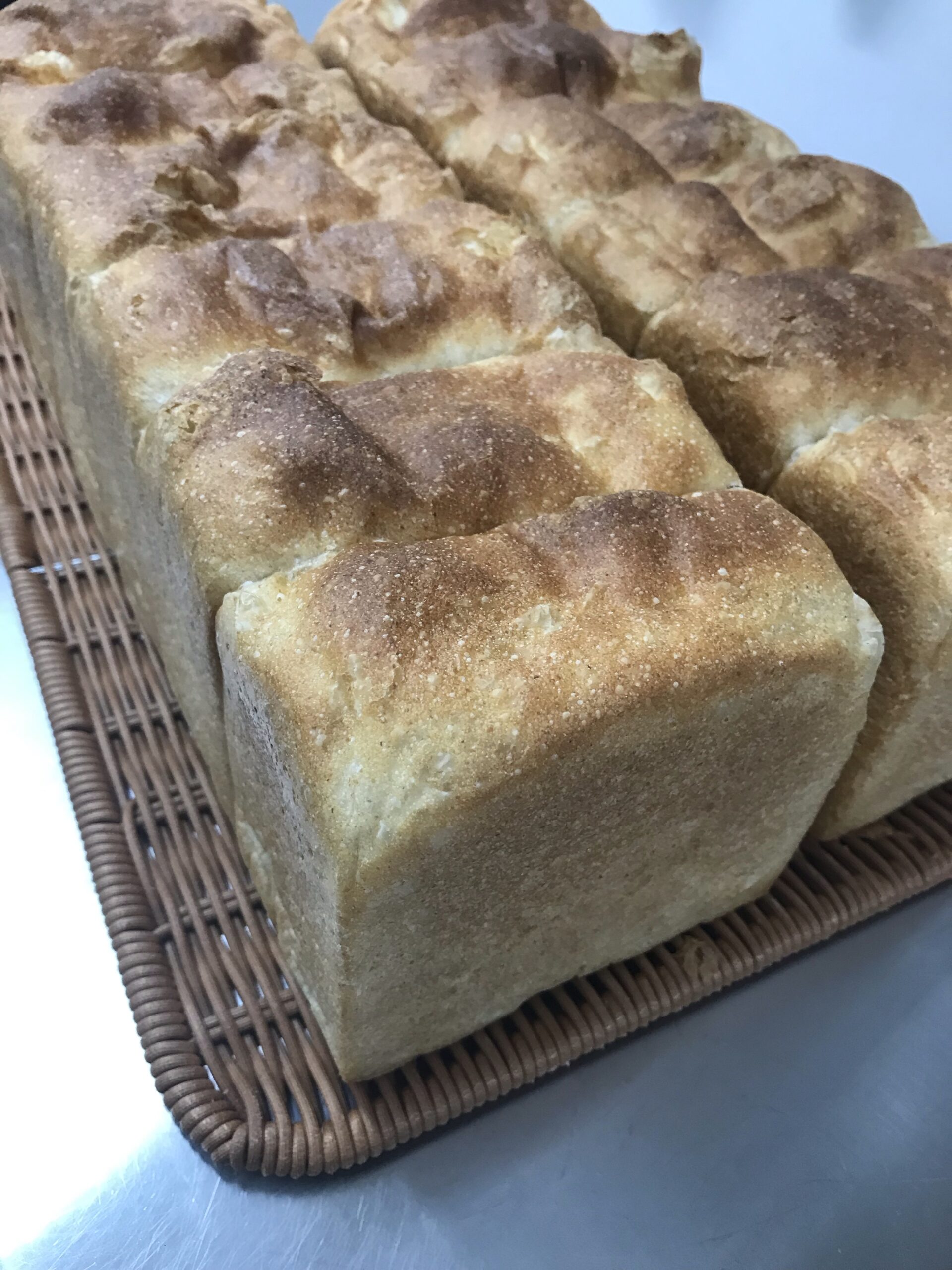 膨らみの弱い食パン